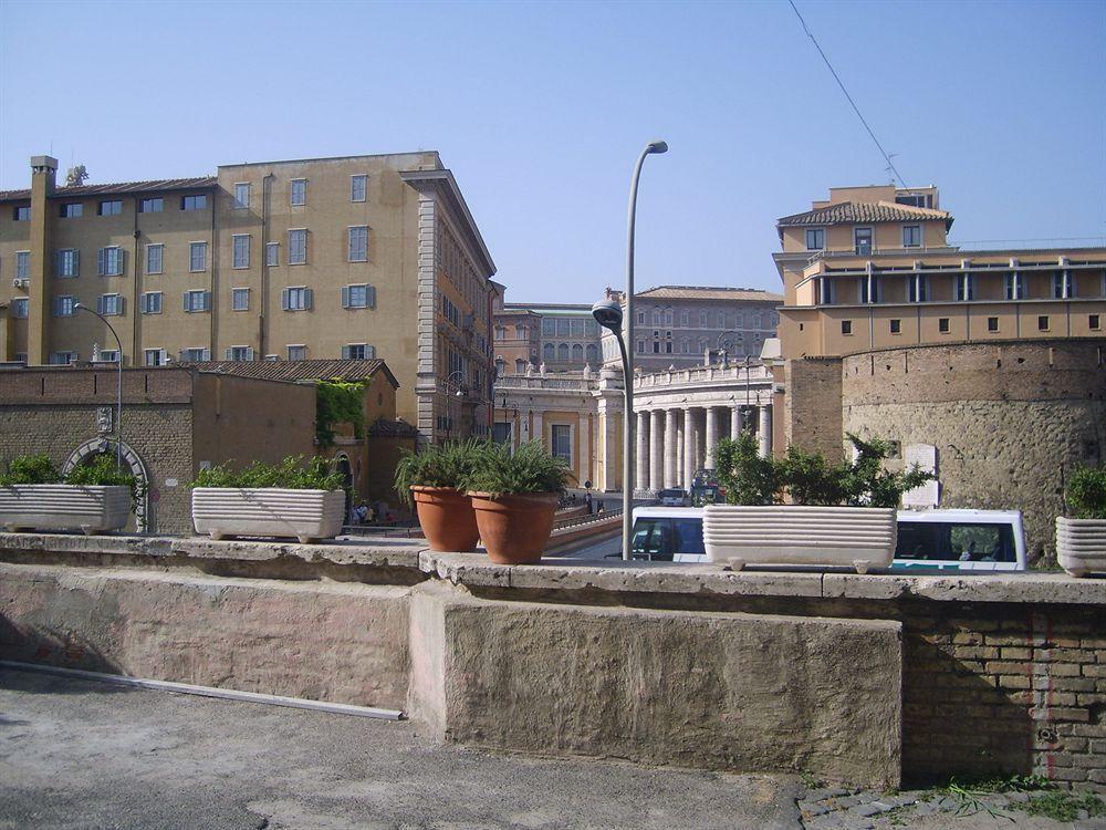 All'Ombra Del Cupolone Roma Exterior foto
